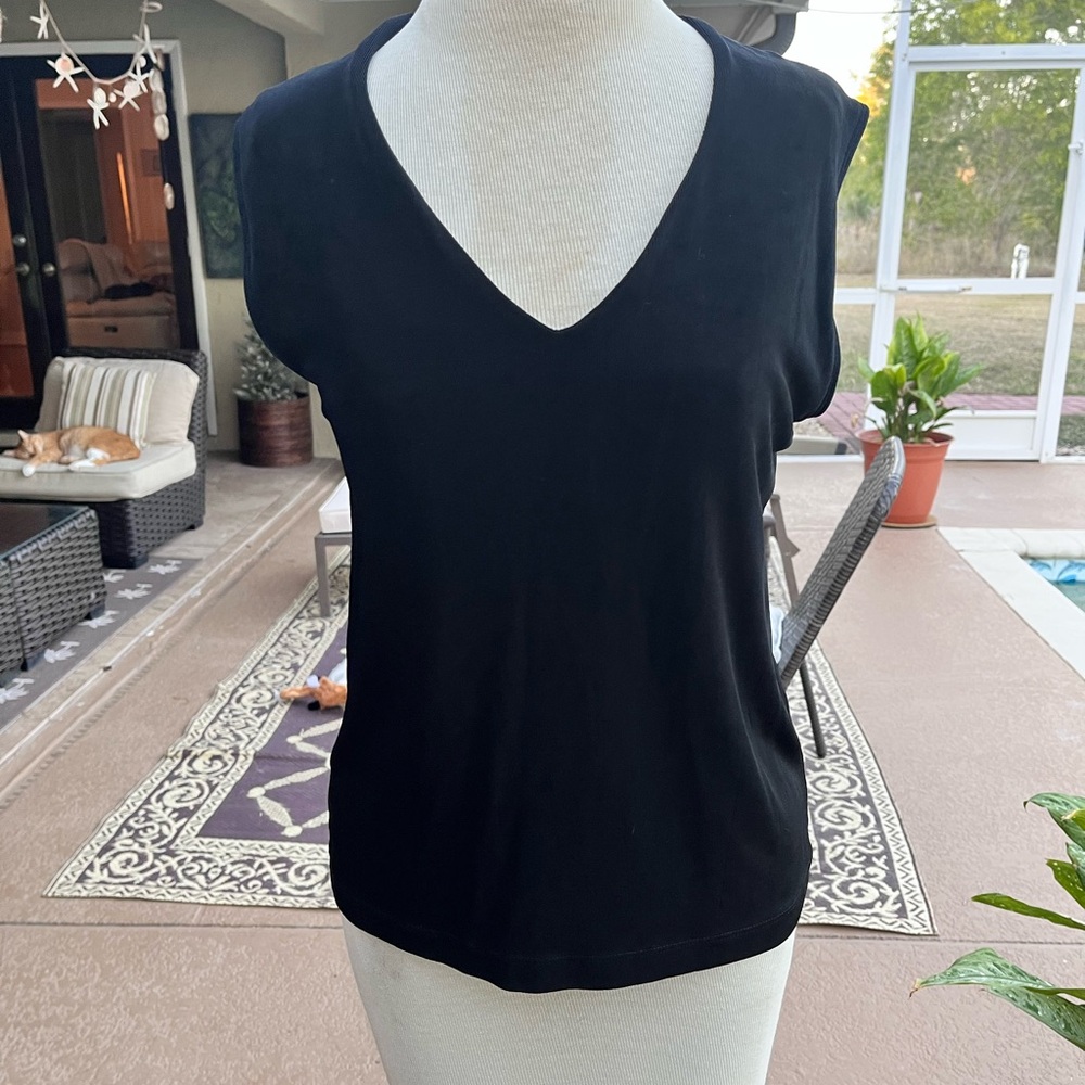 Chico's Classic Black V-Neck Tank Top